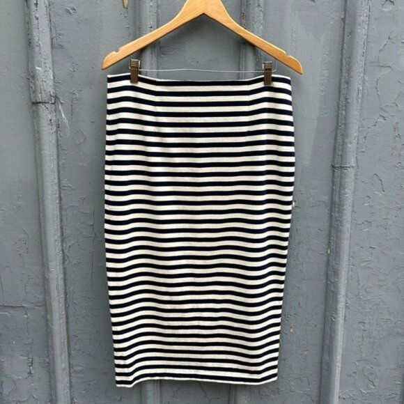 J Crew Pencil Skirt, BNWT, size 12 - Picture 2 of 11